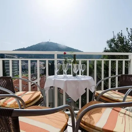 Apartman Mar *
